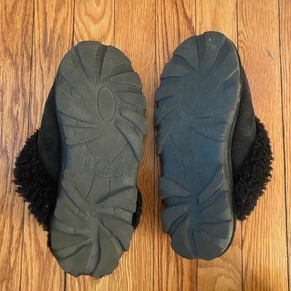 UGG Australia Coquette Black Shearling Slippers Size 8 - Picture 7 of 8